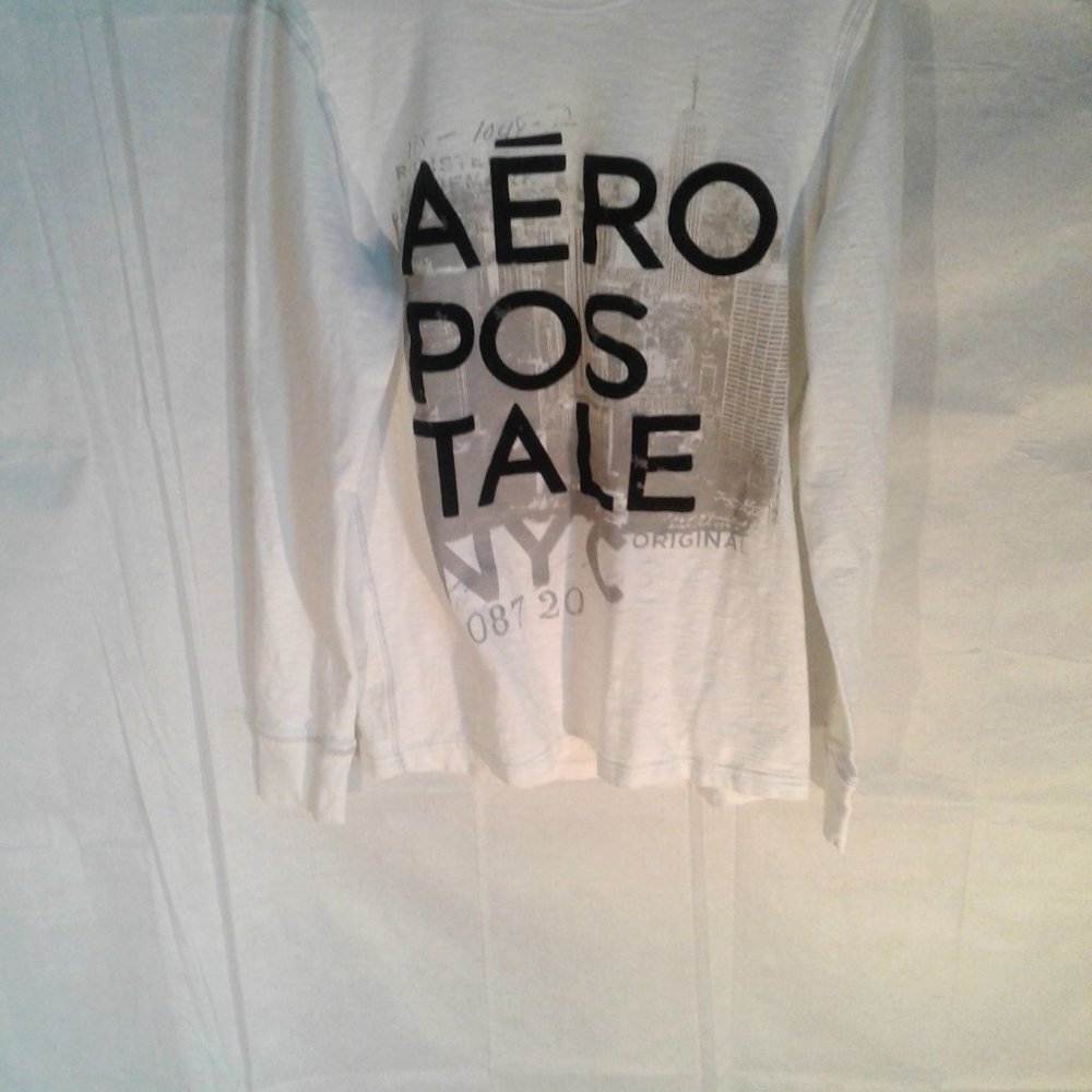 mens long sleeve pull over t-shirt AEROPOSTALE  med size